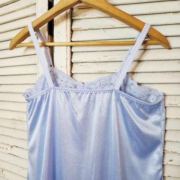 Vintage 80s Baby Blue Shortie Slip With Lace Trim Samll/Medium - Picture 9 of 10